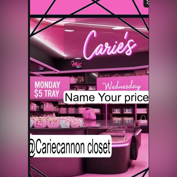 Dresses & Skirts - I AM GOING LIVE TODAY 10:00 AM CENTRAL SHARE SHOW TODAY